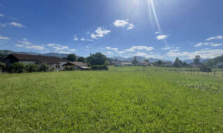 Terrain  1758 m² à vendre à Saint-Jean-le-Vieux (64220)