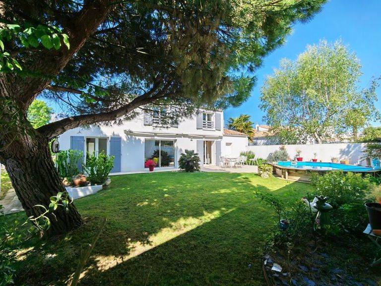 Maison 5 pièces 130 m² — photo 1