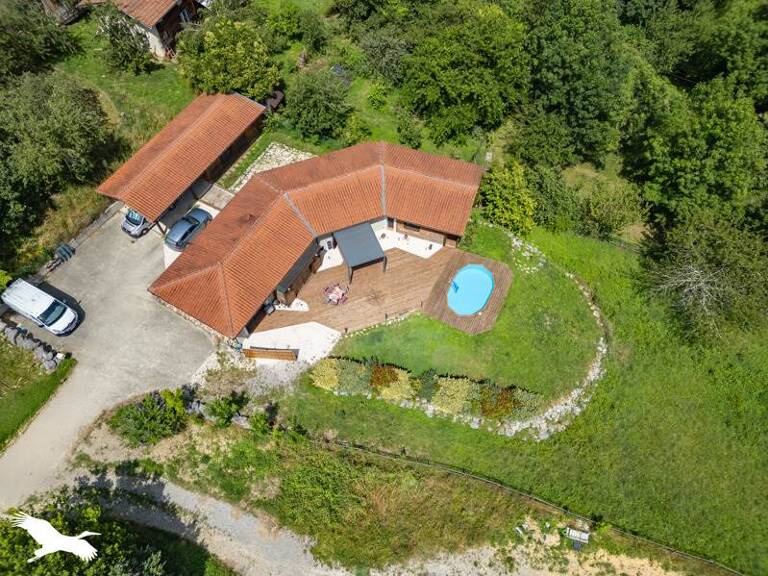Villa de 5 pièces principales — photo 1