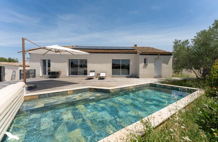 Villa de 5 pièces principales — photo 2