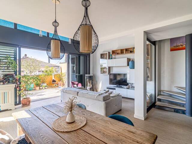 Maison de ville de 5 pièces principales — photo du bien