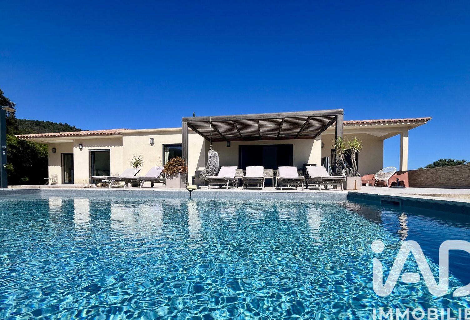 Vente Maison traditionnelle 8 pièces — photo 1