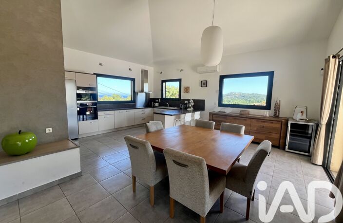 Vente Maison traditionnelle 8 pièces — photo 4