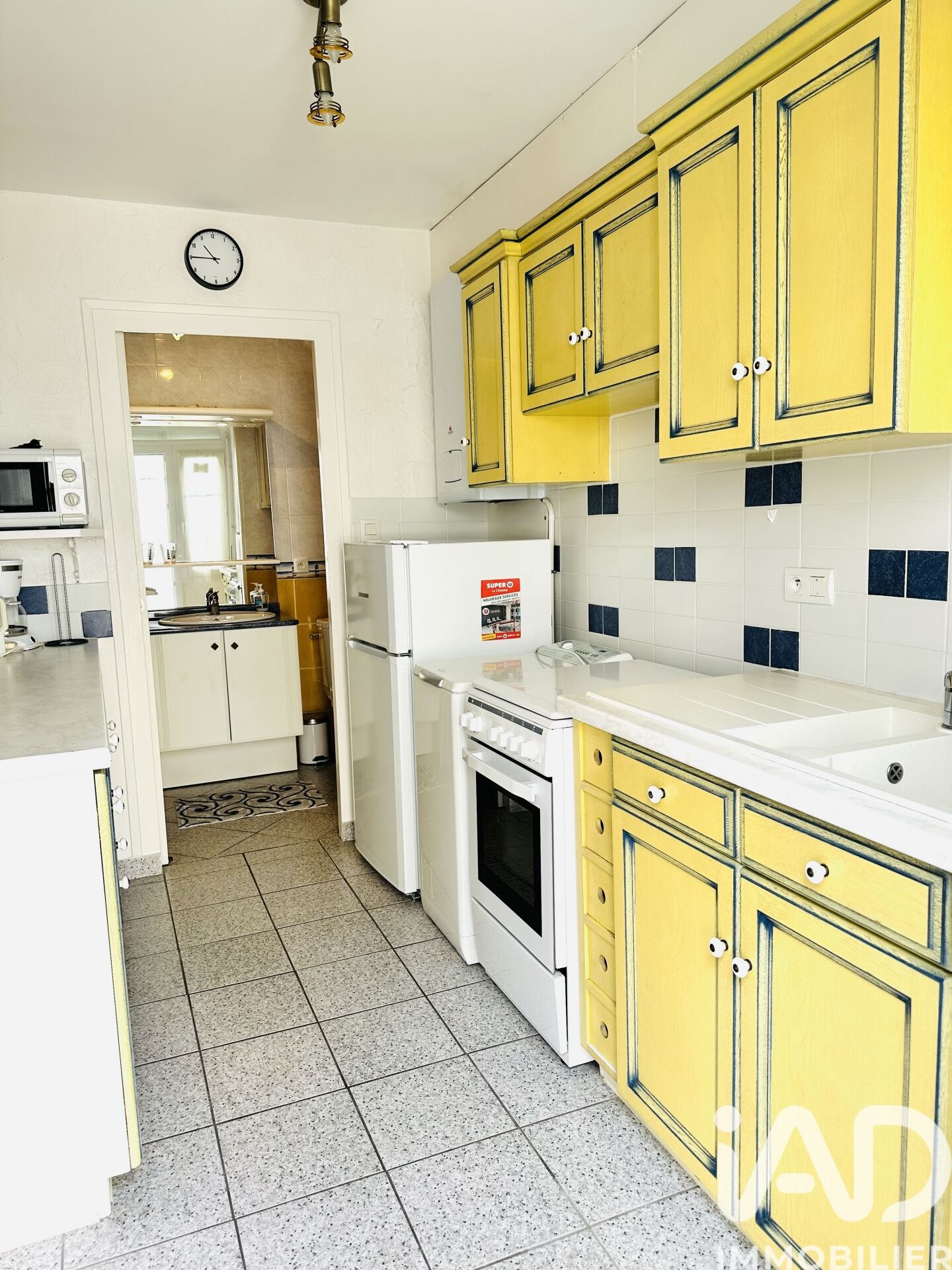Photo 3