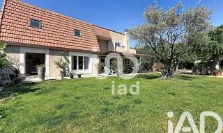 Maison 6 Pièces 132 m² à vendre à Saint-Didier (84210)
