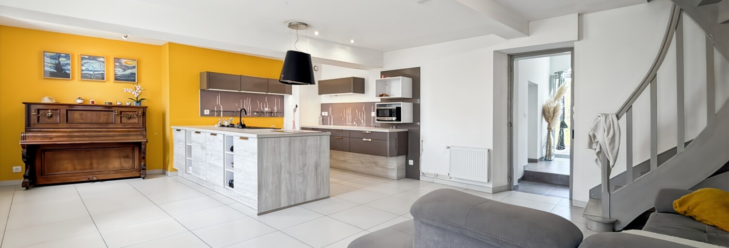 Maison 5 Pièces 107 m² à vendre à Louvigné (53210)