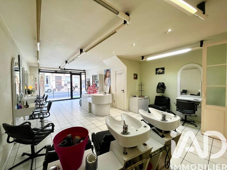 Vente Boutique/Local commercial 50 m&sup2; — photo 1