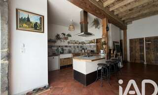 Maison 7 Pièces 228 m² à vendre à Saint-Sernin-du-Plain (71510)