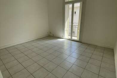 Appartement 3 pièces 700 €