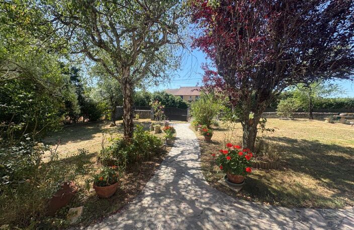 Vente maison 6 pièces 158 m² Argenton-sur-Creuse (36200) — photo 2