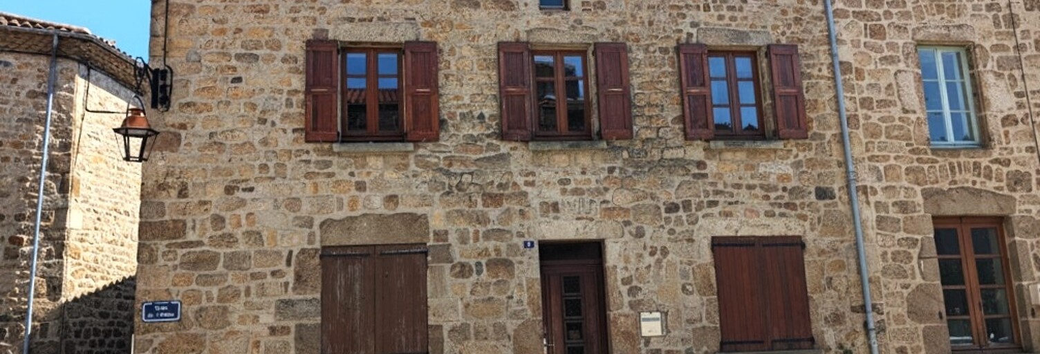 Maison 8 Pièces 156 m² à vendre à Saint-Félicien (07410)