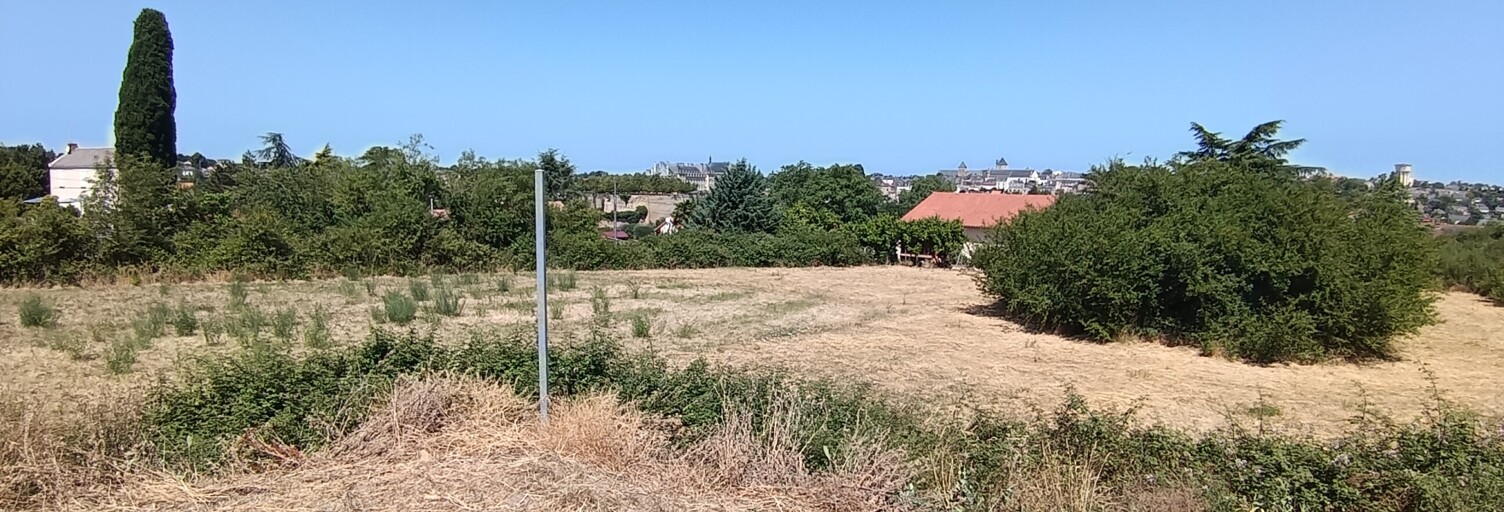 Terrain  747 m² à vendre à Saint-Jean-de-Thouars (79100)