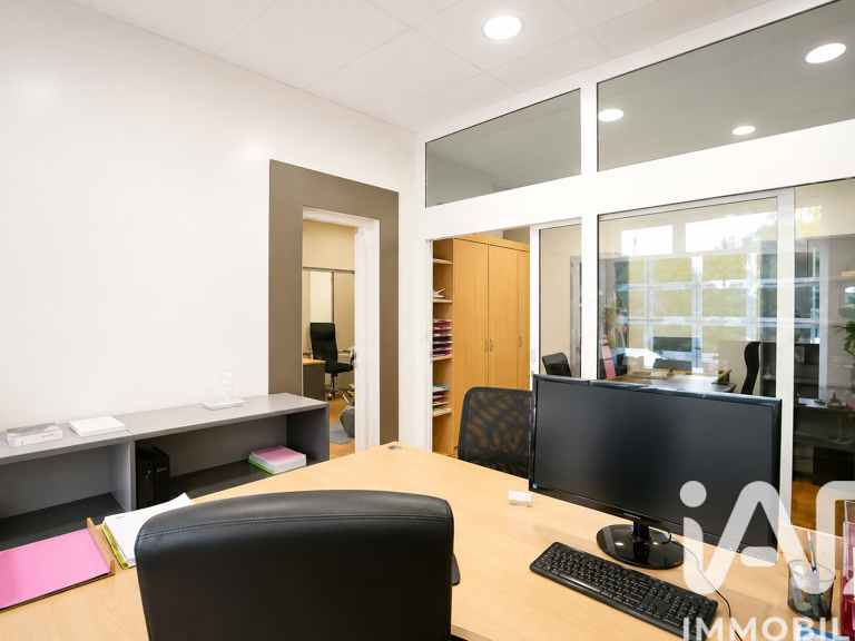 Vente Boutique/Local commercial 73 m&sup2; — photo 1