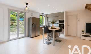 Maison 6 Pièces 120 m² à vendre à Divonne-les-Bains (01220)