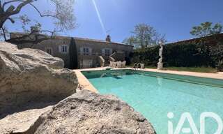 Maison 10 Pièces 213 m² à vendre à Vallon-Pont-d'Arc (07150)