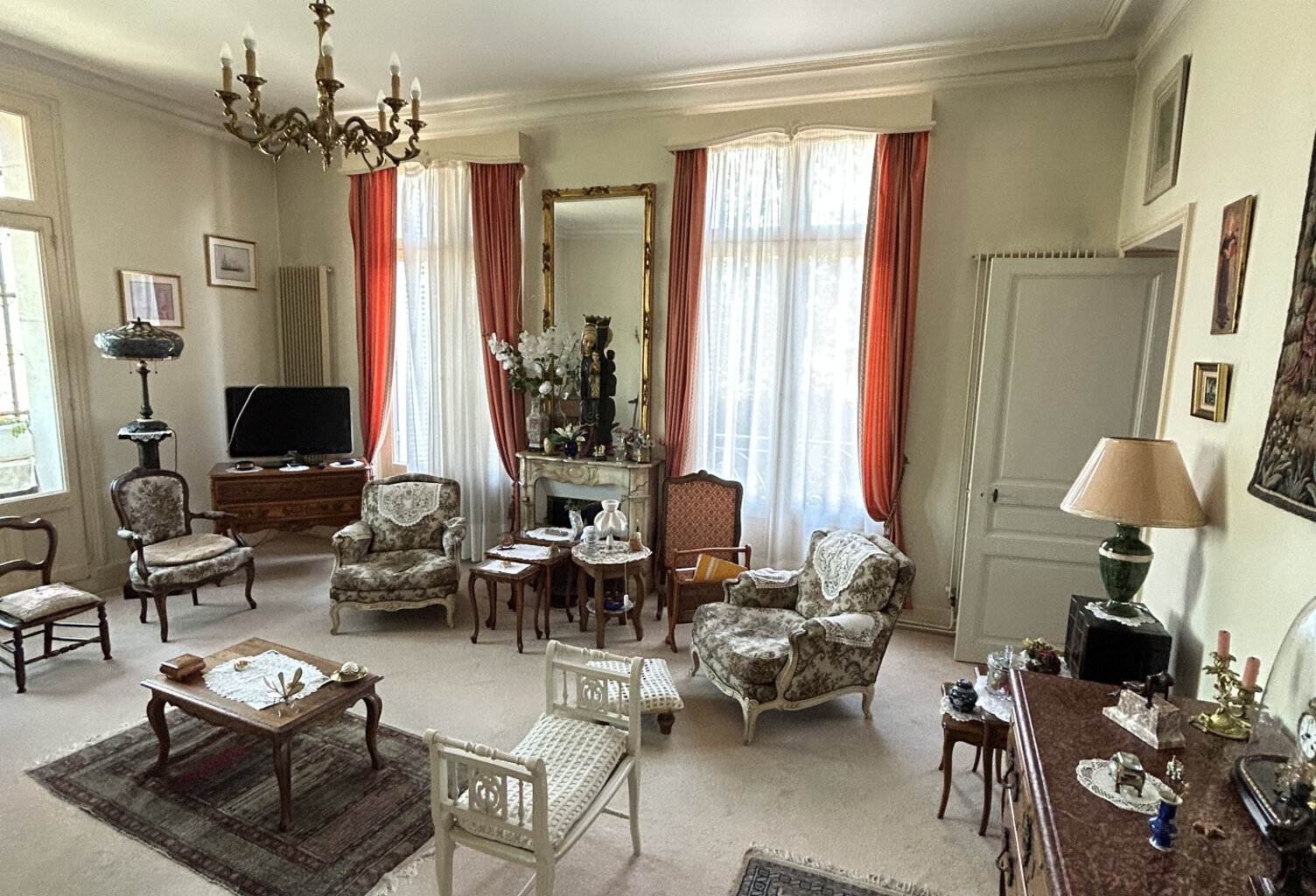 Poitiers- Secteur Blossac- Grand appartement — photo 1
