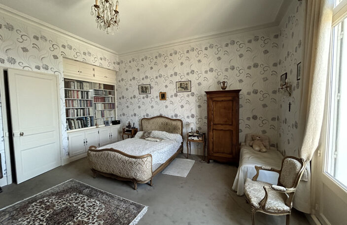 Poitiers- Secteur Blossac- Grand appartement — photo 3