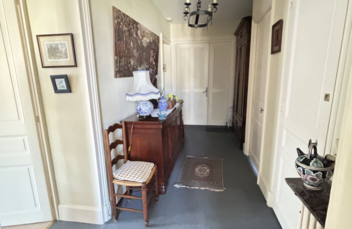 Poitiers- Secteur Blossac- Grand appartement — photo 4