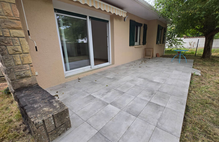 Maison de plain-pied avec garage, terrasse et jardin ? 6 chemin de l'Ouest — photo 2