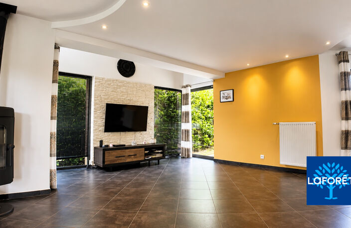 Pavillon individuel semi plain-pied de 200 m2   5 chambres   Saultain — photo 4