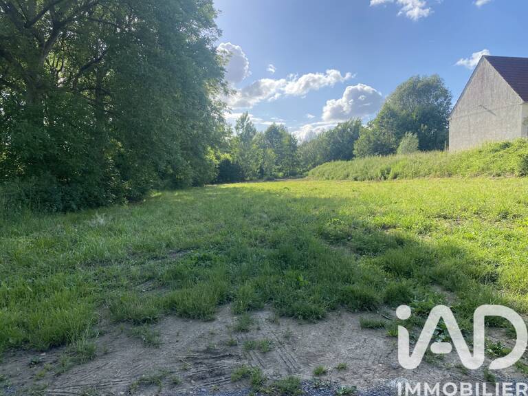 Vente Terrain à bâtir 2 100 m&sup2; — photo 1