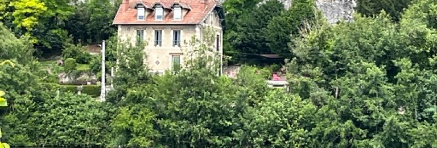 Maison 10 Pièces 208 m² à vendre à Champagne-sur-Seine (77430)