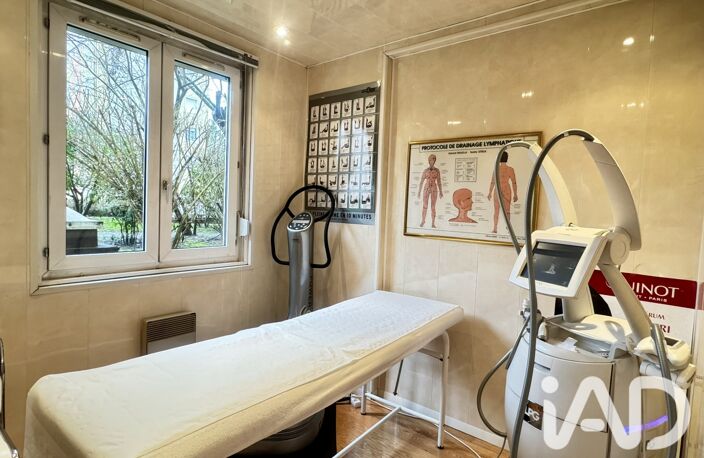 Vente Boutique/Local commercial 50 m&sup2; — photo 3