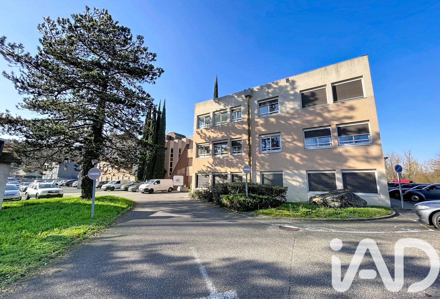 Vente Boutique/Local commercial 113 m&sup2; — photo 1