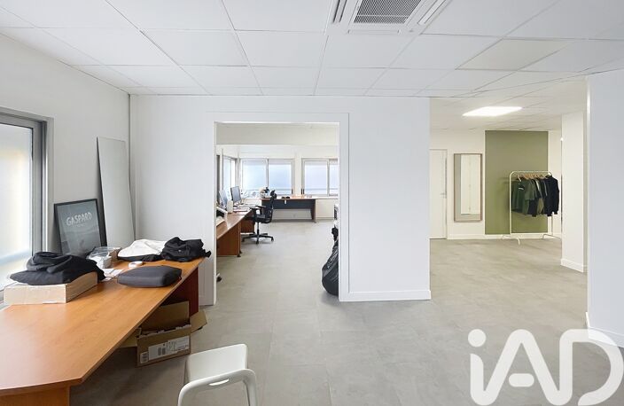 Vente Boutique/Local commercial 113 m&sup2; — photo 4