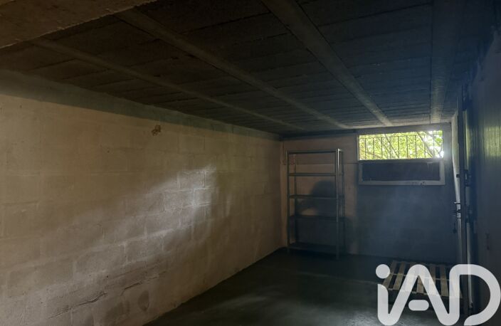 Vente Garage 15 m&sup2; — photo 3
