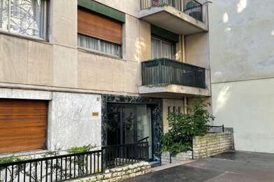 Garage  49500 €