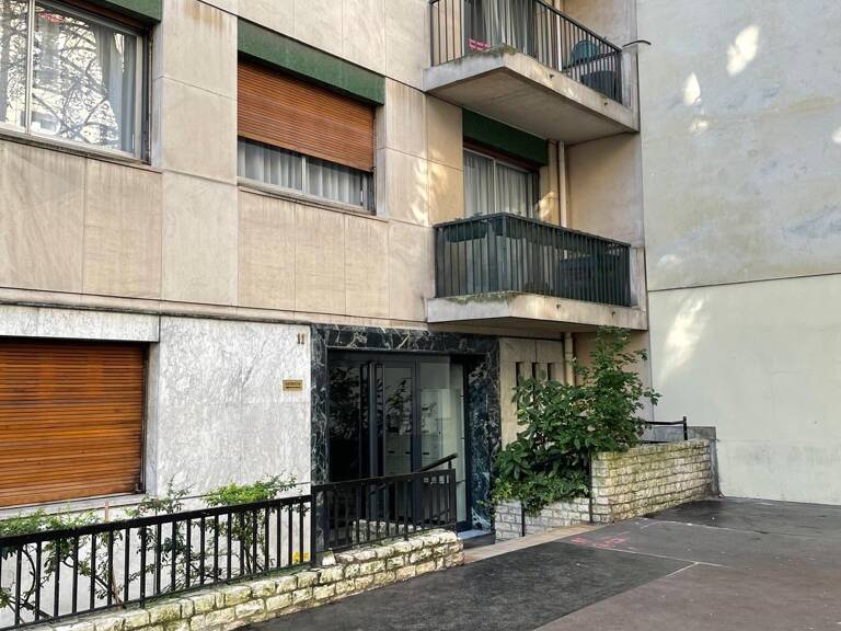 Vente Garage 12 m&sup2; — photo 1