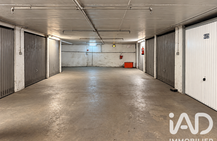 Vente Garage 23 m&sup2; — photo 2