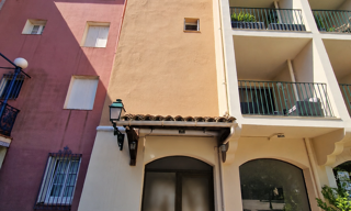 Commerce  47 m² à vendre à Grimaud (83310)