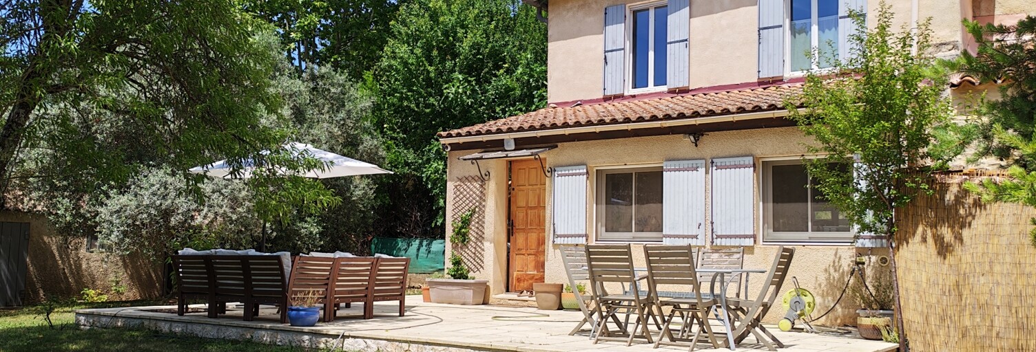 Maison 5 Pièces 101 m² à vendre à Peypin-d'Aigues (84240)