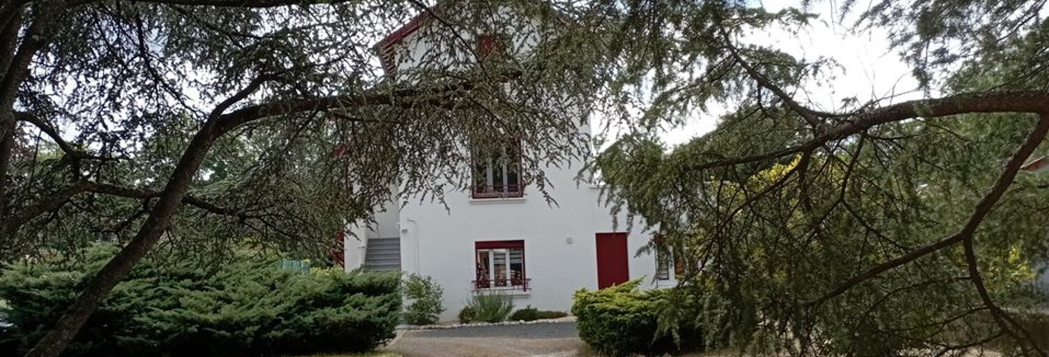 Maison 5 Pièces 157 m² à vendre à Abrest (03200)