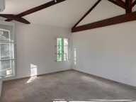 À louer – T3 rénové au dernier étage – 68 m² – Riez — photo 4