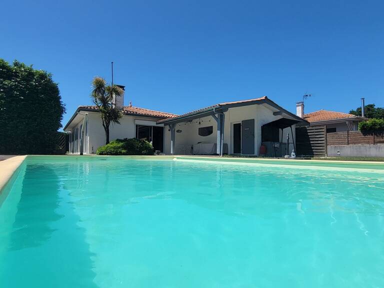 Quartier prés salés - Maison de plain-pied avec piscine et dé — photo 1