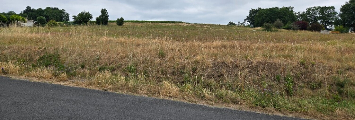 Terrain  1320 m² à vendre à Saint-Savin (33920)