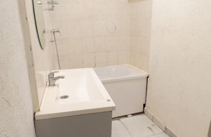 Agde centre ville. Appartement 3 pièces 70 m² — photo 5