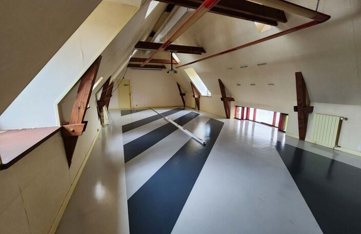 A LOUER – ESPACES DE BUREAUX DANS UN CADRE EXCEPTIONNEL AUX PORTES DE RENNES — photo 3
