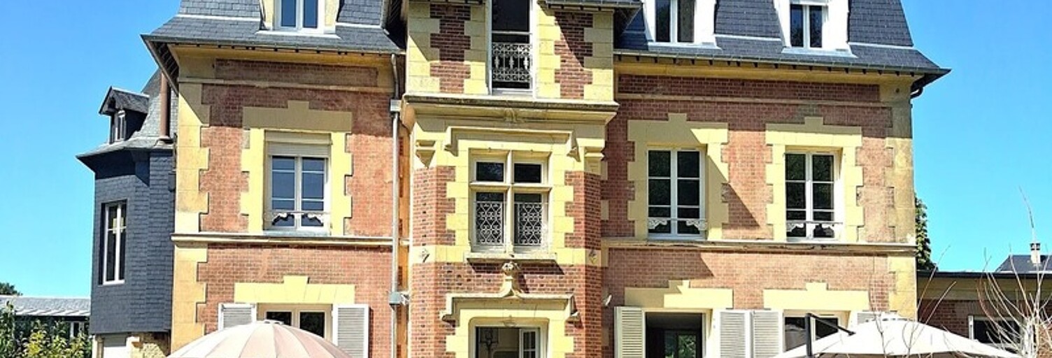 Maison 12 Pièces 377 m² à vendre à Lisieux (14100)