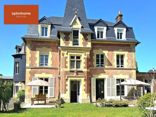 Demeure de prestige du XIXe siècle : 344 m² de charme et de nature à 10 min de Lisieux — photo du bien