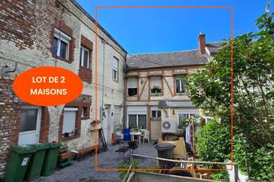 Immeuble  64000 €