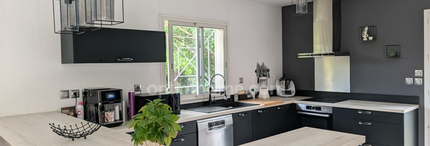 Maison 5 Pièces 127 m² à vendre à Val de Virvée (33240)