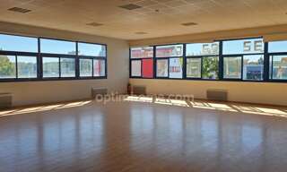 Commerce 2 Pièces 340 m² à vendre à Orgeval (78630)