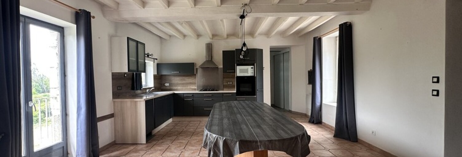 Maison 6 Pièces 121 m² à vendre à Baugé-en-Anjou (49150)