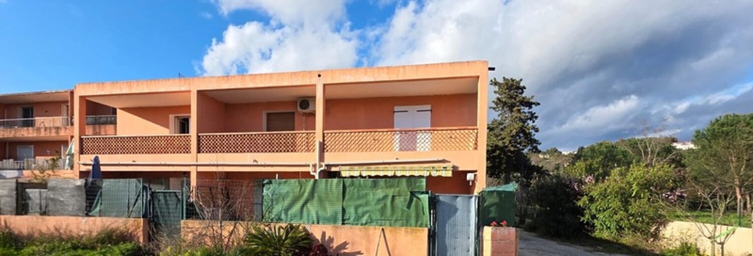 Immeuble  693 m² à vendre à Bormes-les-Mimosas (83230)