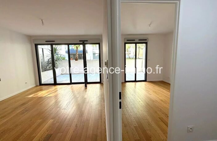 Rare, Nice cœur Libération très beau 2 pièces, terrasse — photo 3