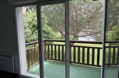 Appartement 3 pièces 1050 €